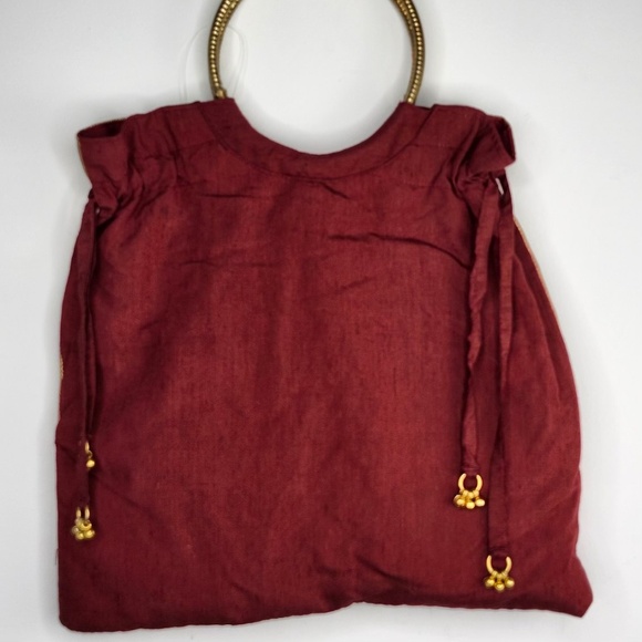 Maggi B Boho Mandela Wine and Gold 13x13” women’s Purse - Picture 6 of 11